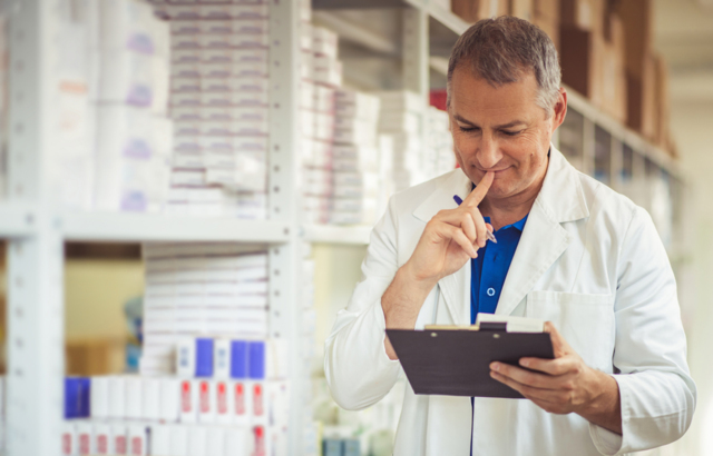 Приём товара в аптеке и работа приёмщика товара